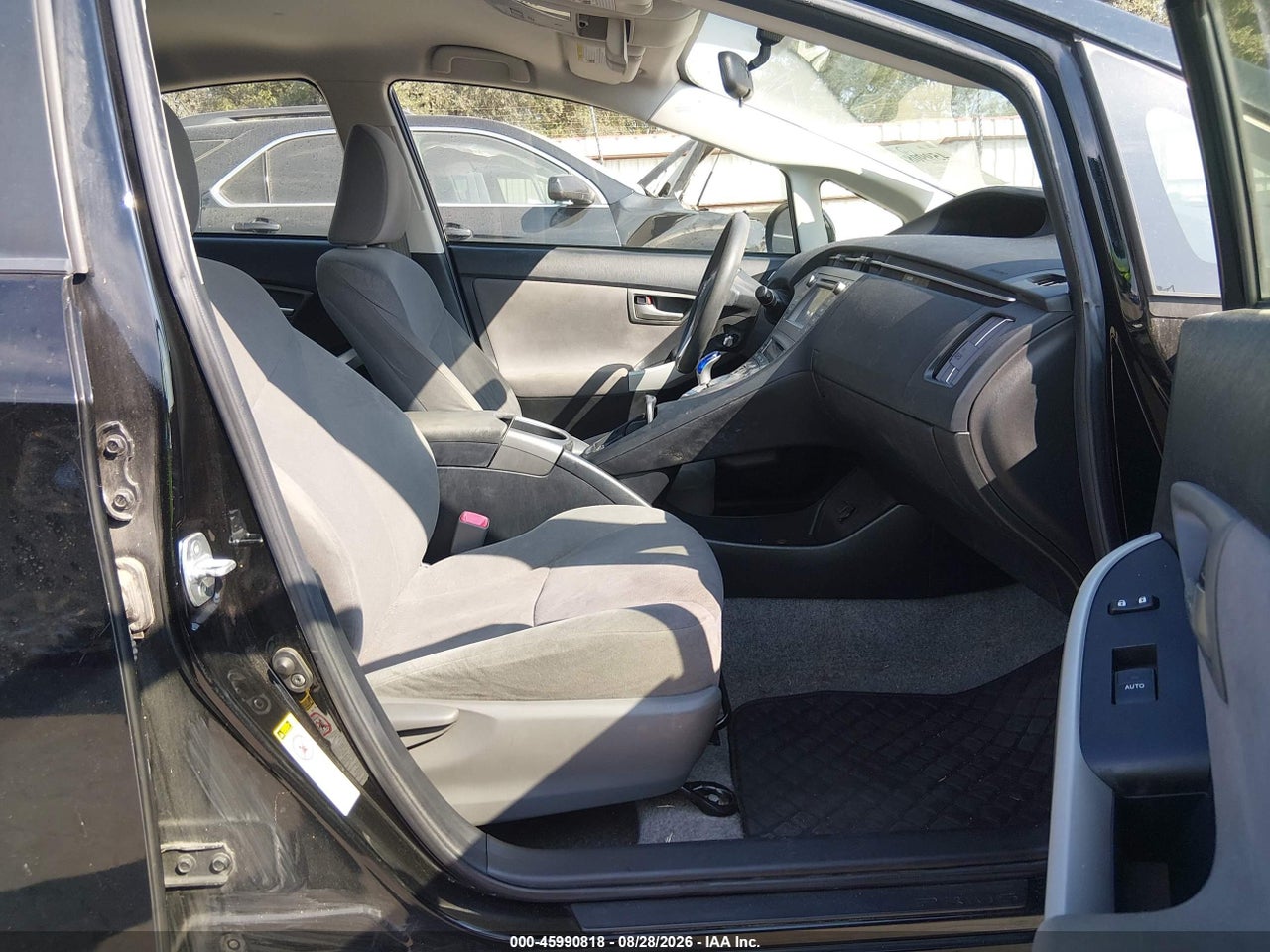 2013 TOYOTA PRIUS TWO · 5/11