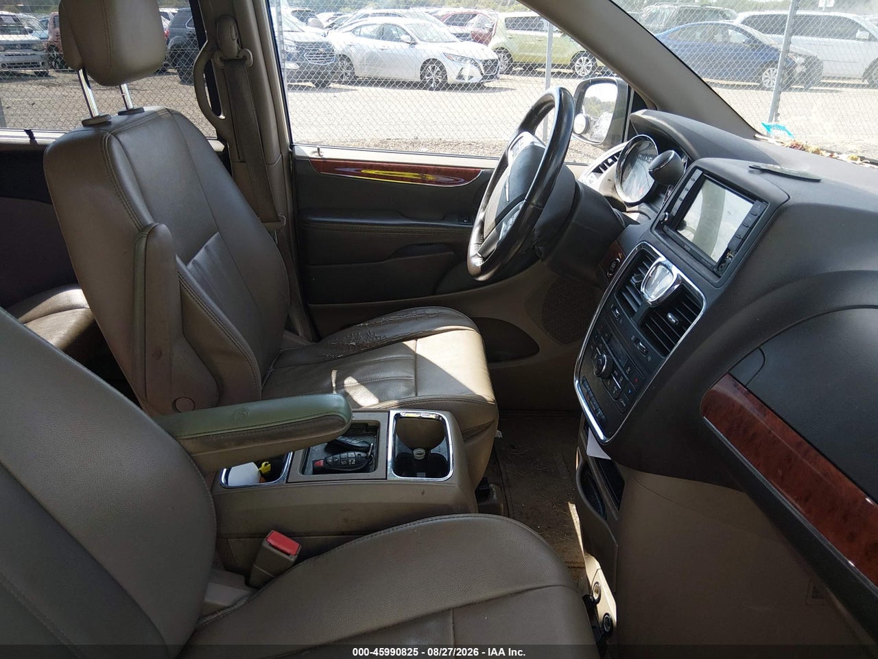 2014 CHRYSLER TOWN &amp; COUNTRY TOURING · 5/11