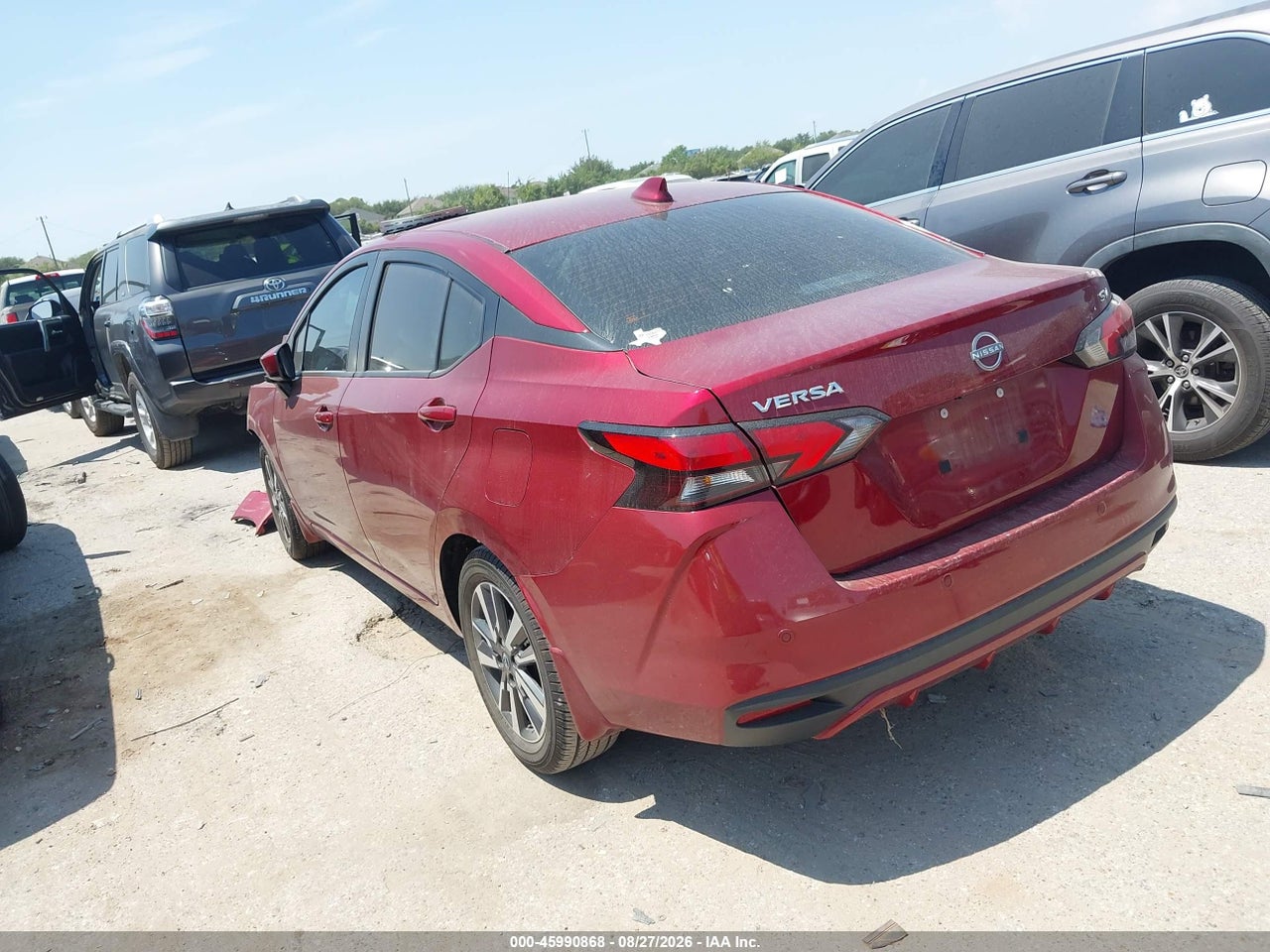 2024 NISSAN VERSA 1.6 SV · 3/11