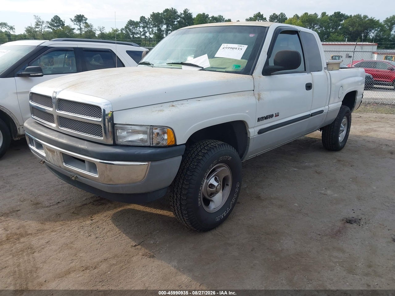 2001 DODGE RAM 1500 ST · 2/11