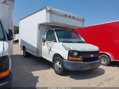 2005 CHEVROLET EXPRESS CUTAWAY  