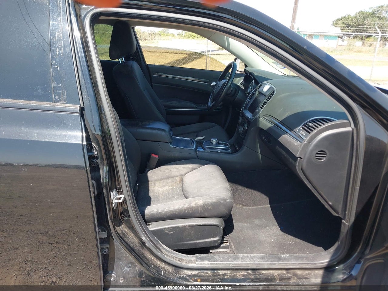 2019 CHRYSLER 300 TOURING · 5/11