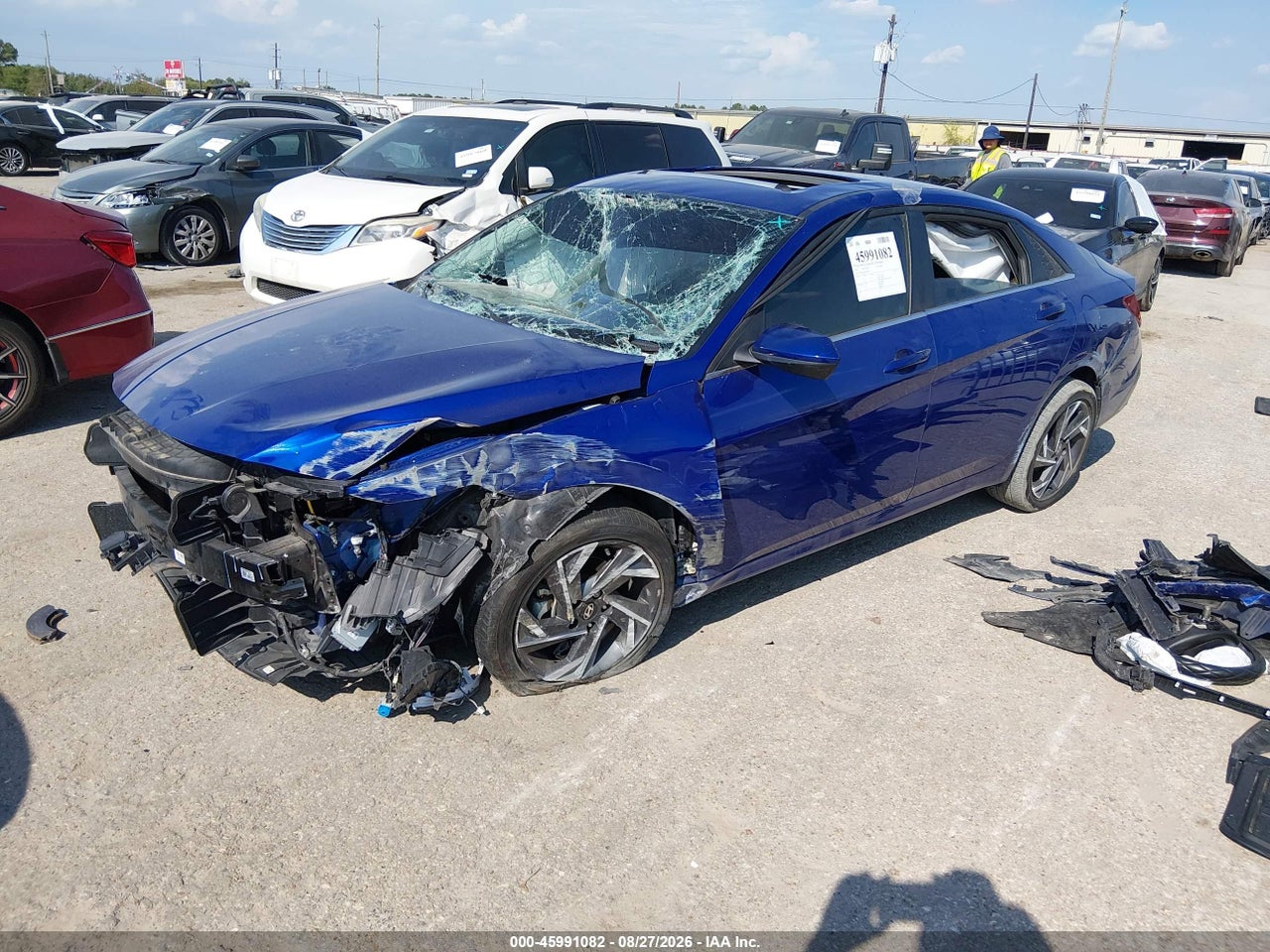 2025 HYUNDAI ELANTRA SEL CONVENIENCE · 2/10