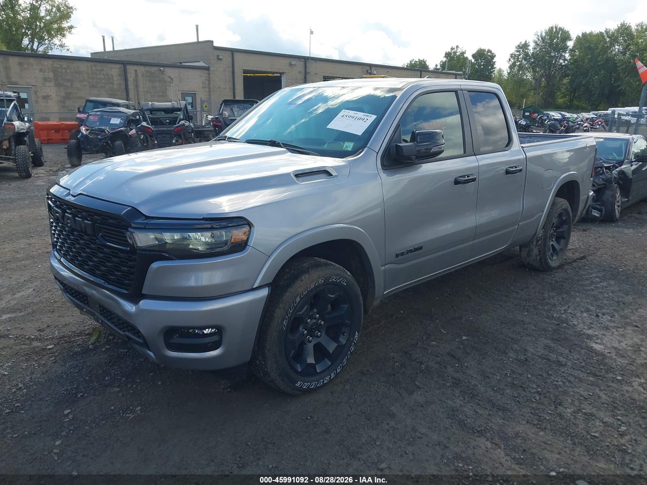 2025 RAM 1500 BIG HORN CREW CAB 4X4 6'4 BOX · 2/11