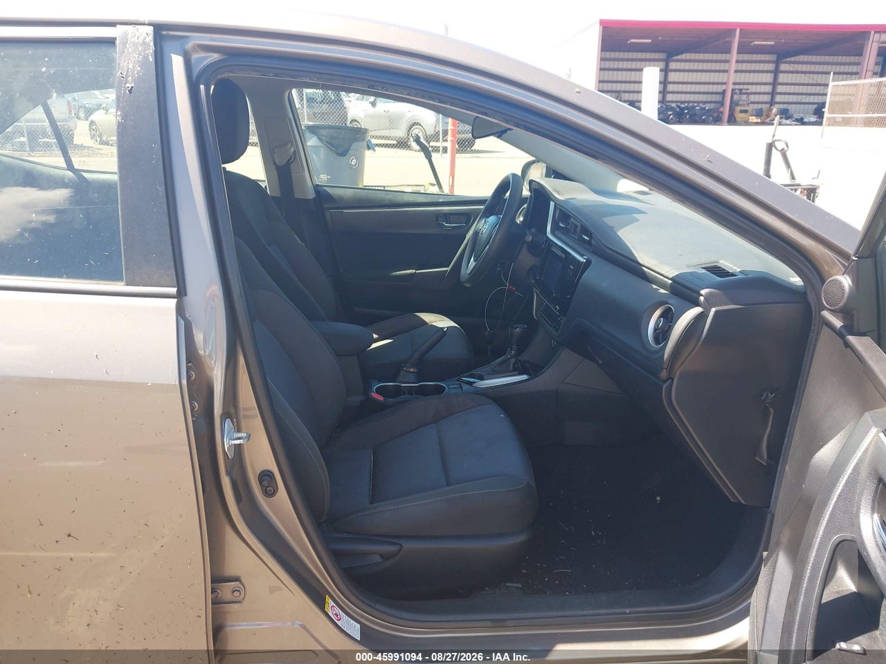 2017 TOYOTA COROLLA LE · 5/11