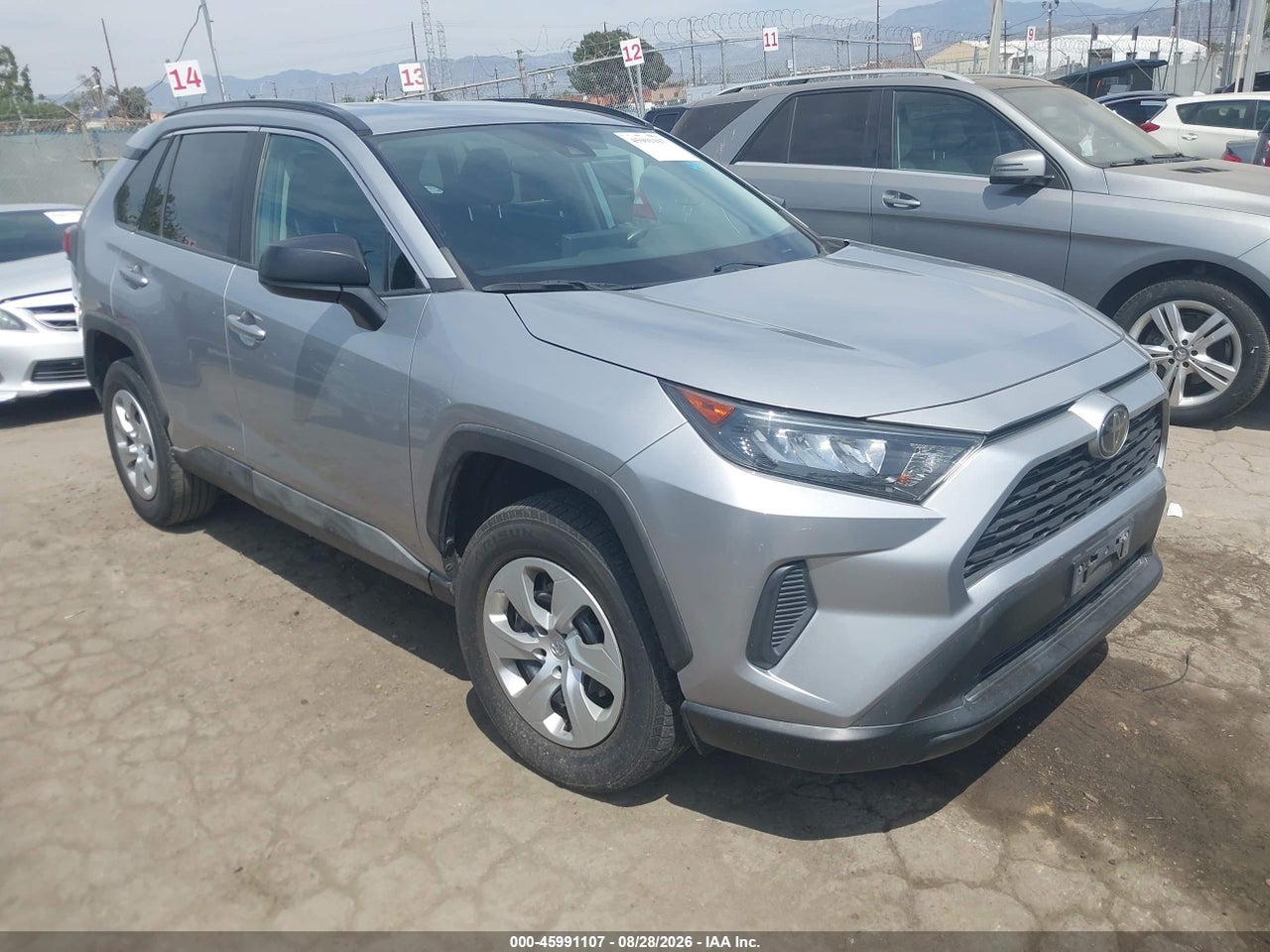 2020 TOYOTA RAV4 LE