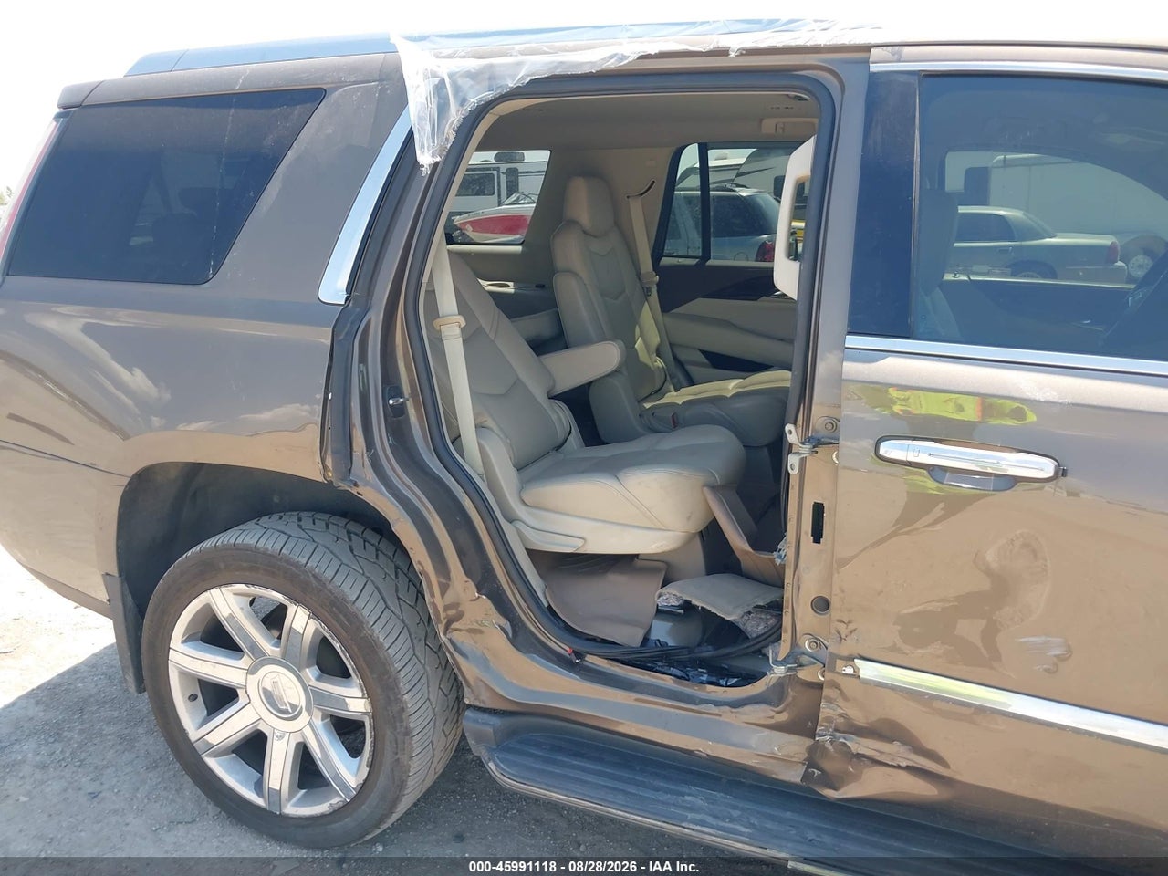 2016 CADILLAC ESCALADE PREMIUM COLLECTION · 6/11
