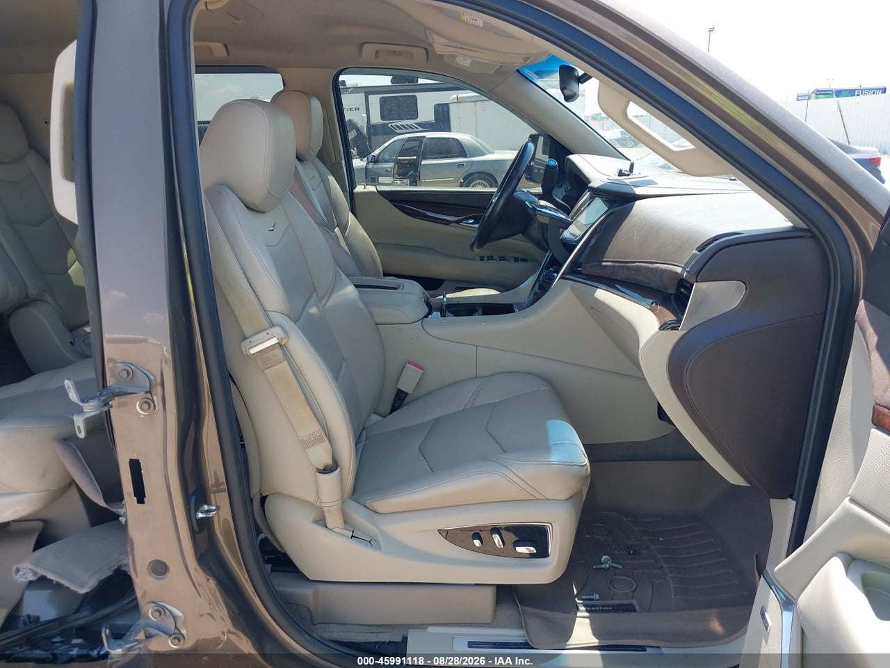 2016 CADILLAC ESCALADE PREMIUM COLLECTION · 5/11
