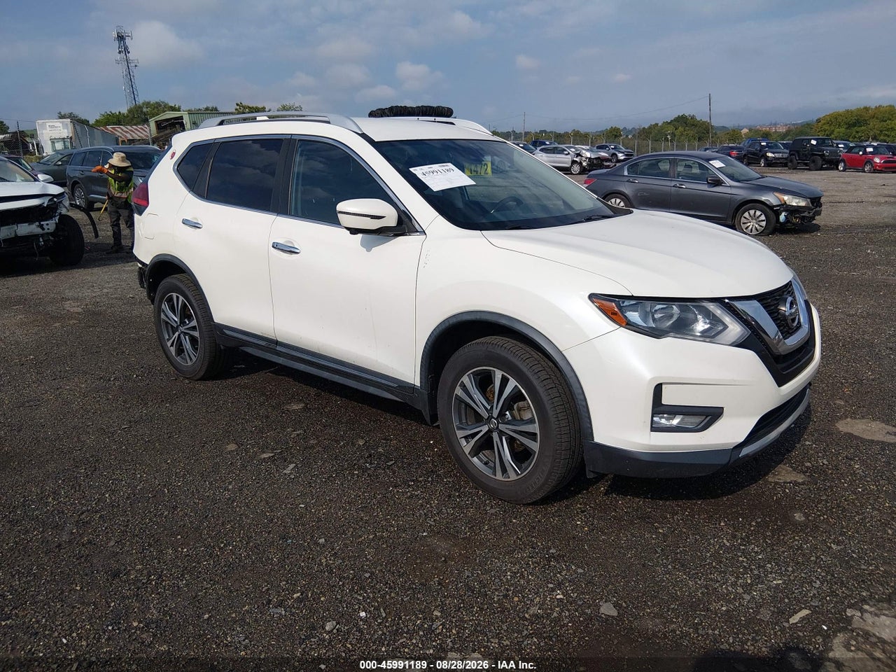 2017 NISSAN ROGUE SL
