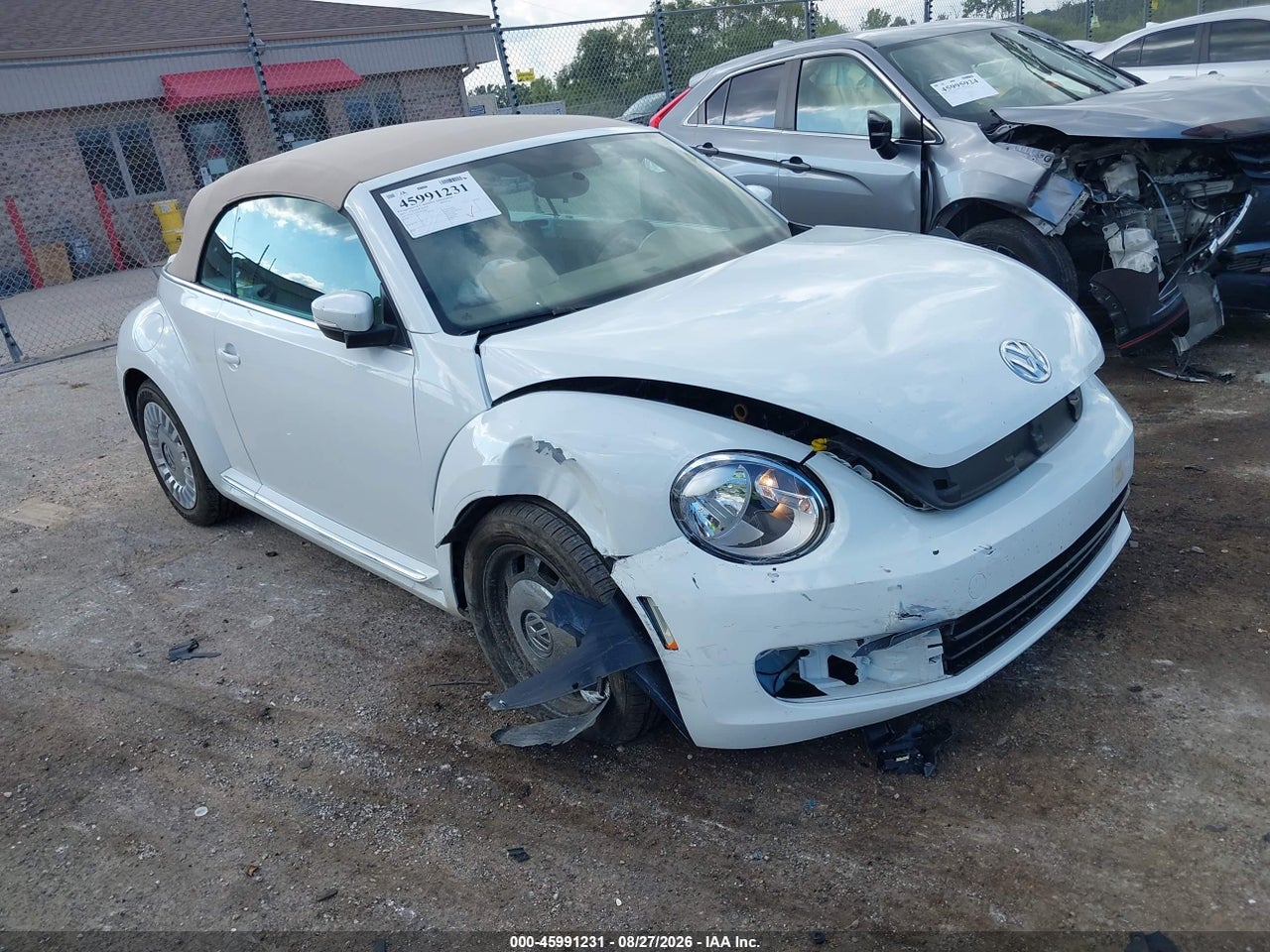3VW517AT6FM****** · 2015 VOLKSWAGEN BEETLE 1.8T