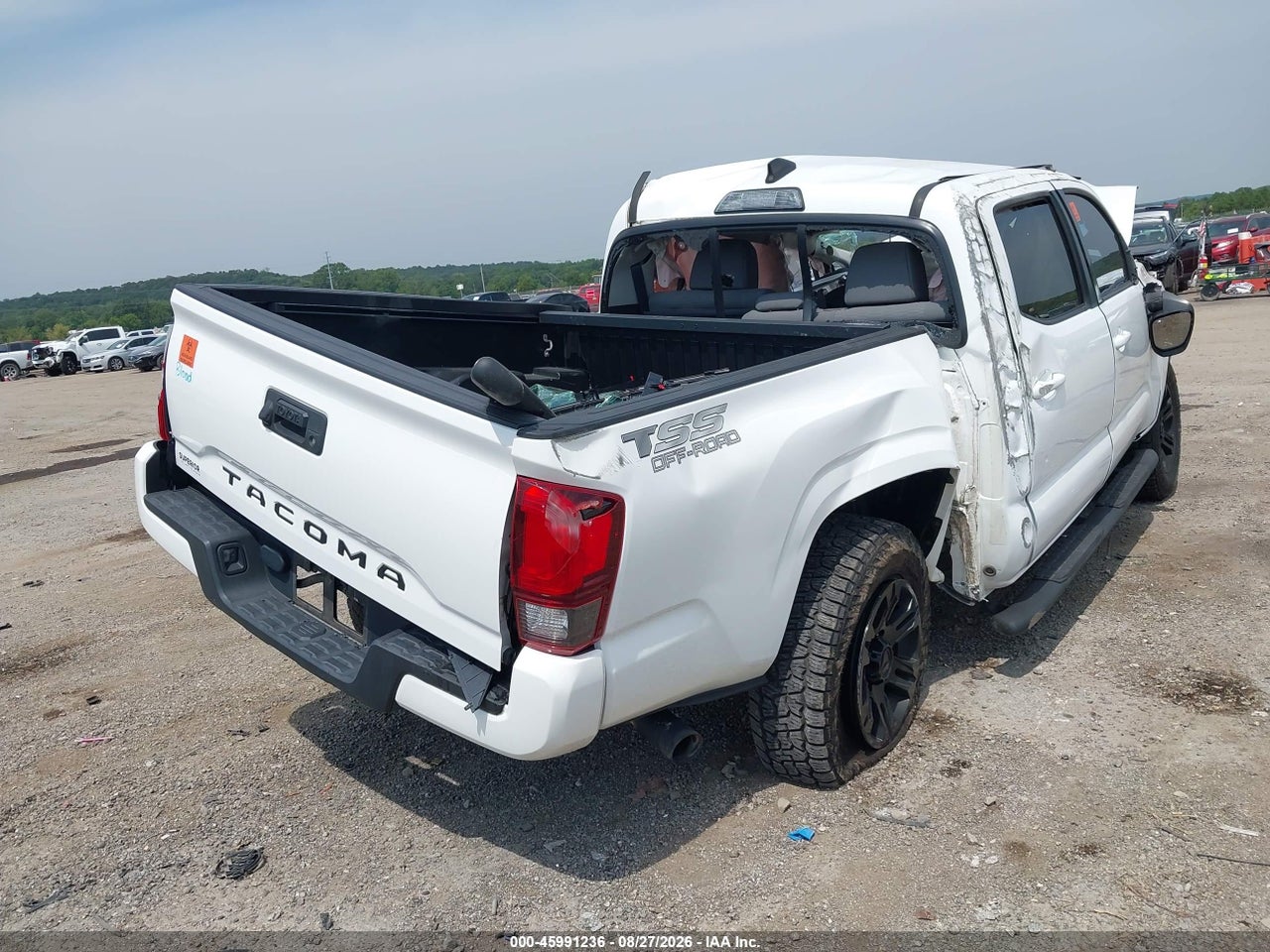2019 TOYOTA TACOMA SR · 4/10
