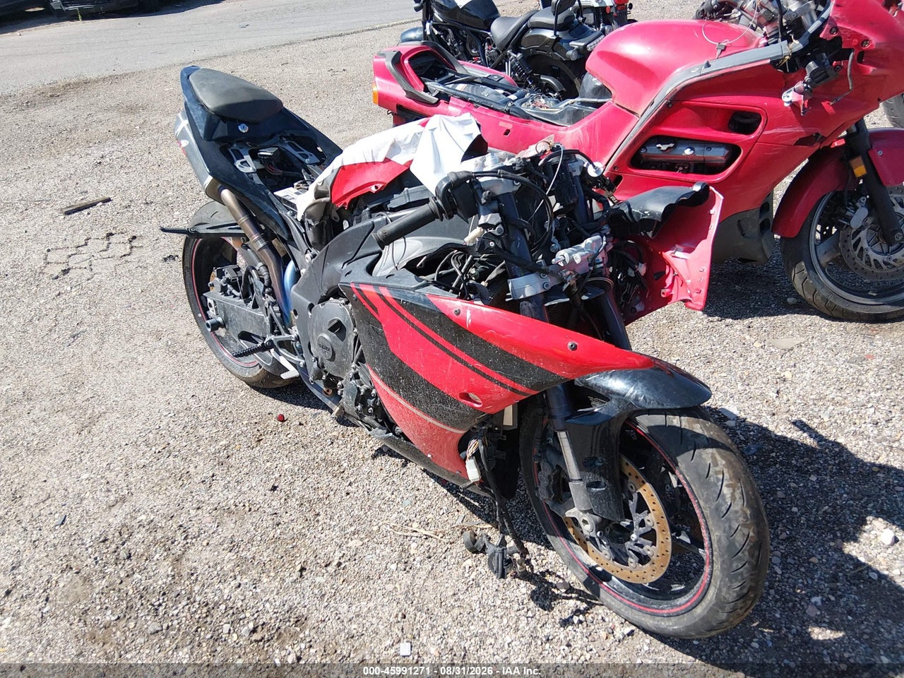 2013 YAMAHA YZFR1  