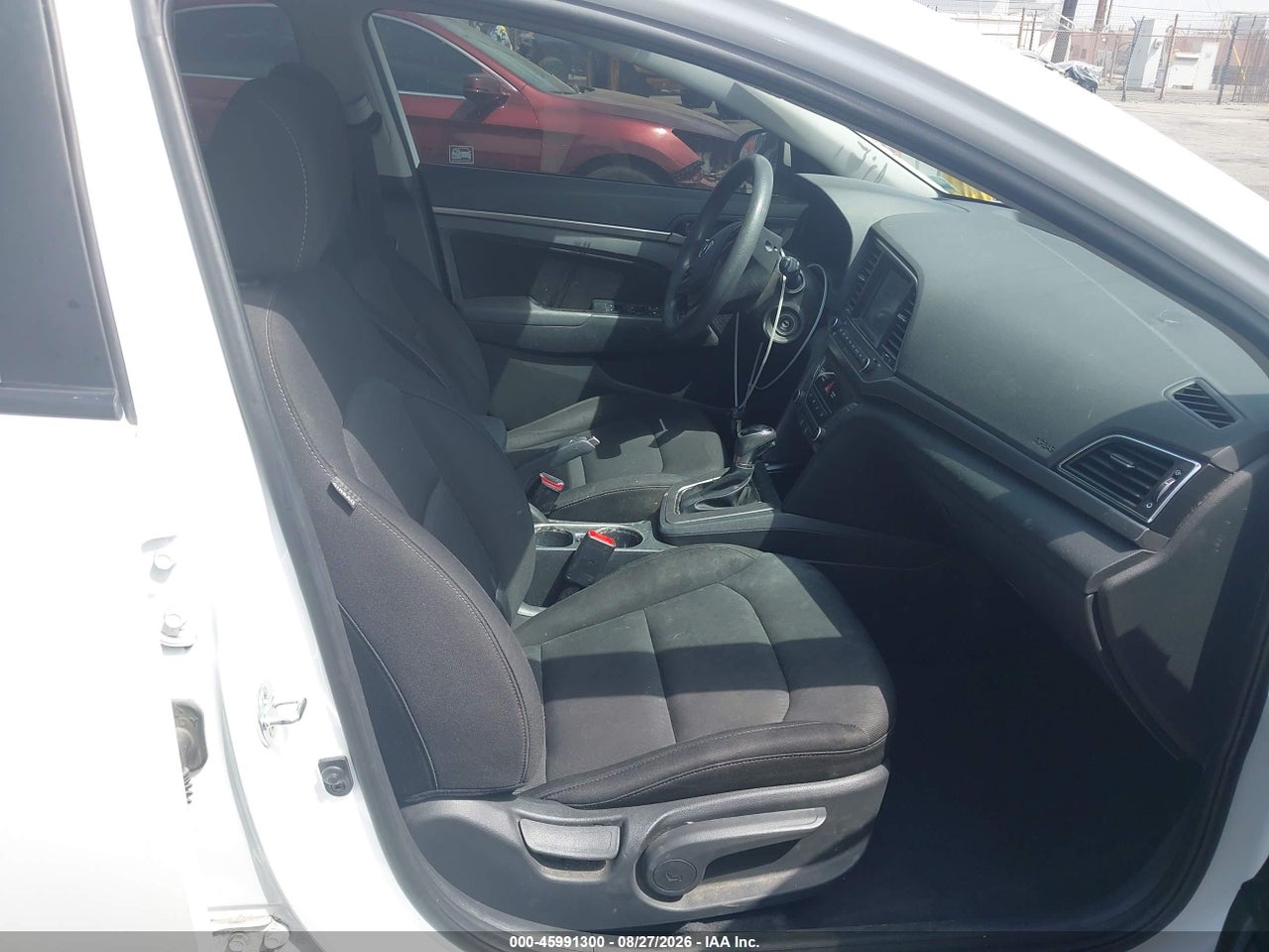2018 HYUNDAI ELANTRA SEL · 5/11