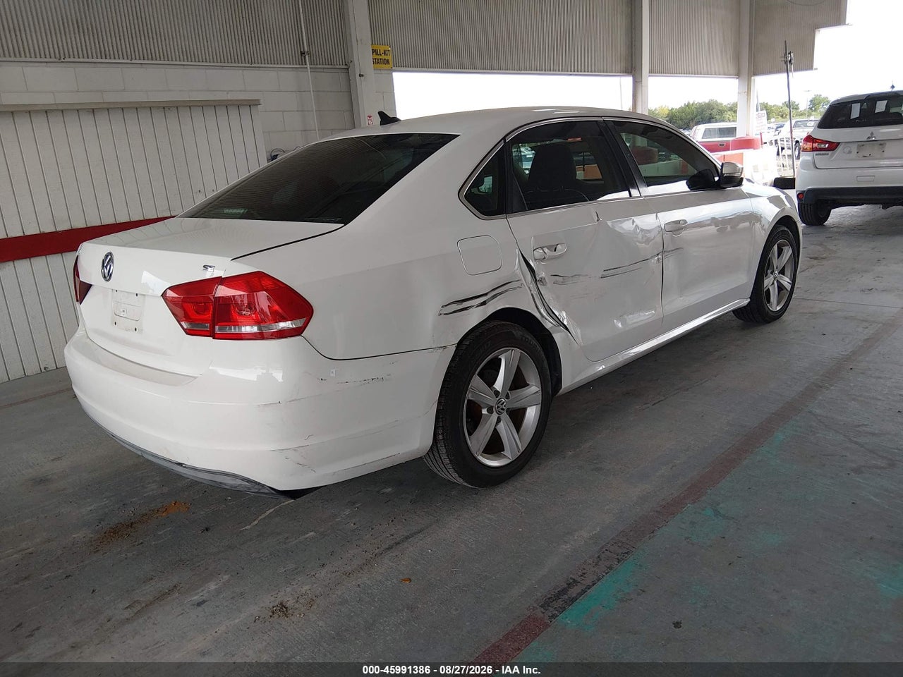 2013 VOLKSWAGEN PASSAT 2.5L SE · 4/11