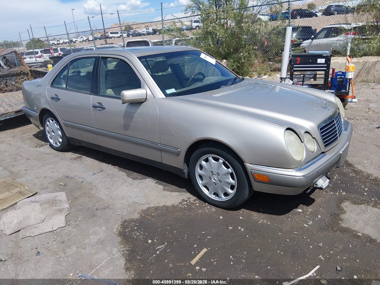 1997 MERCEDES-BENZ E 320