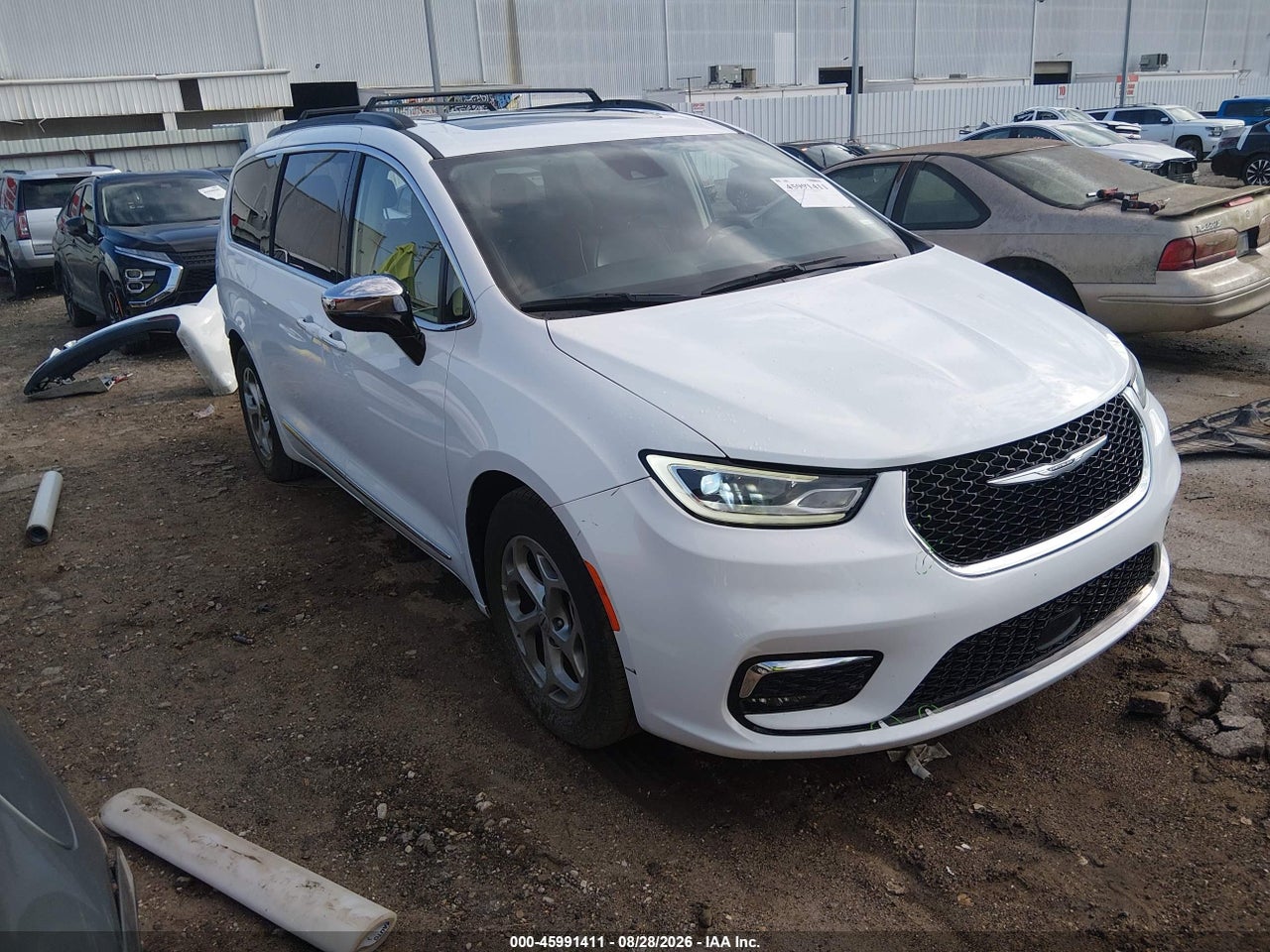 2023 CHRYSLER PACIFICA LIMITED