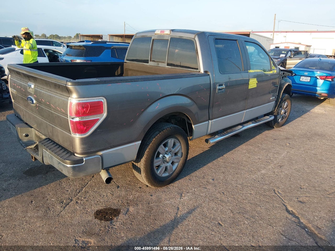 2011 FORD F-150 XLT · 4/11