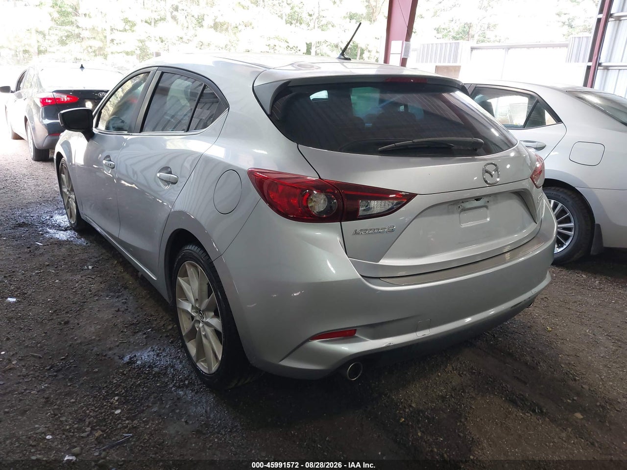 2017 MAZDA MAZDA3 TOURING 2.5 · 3/11