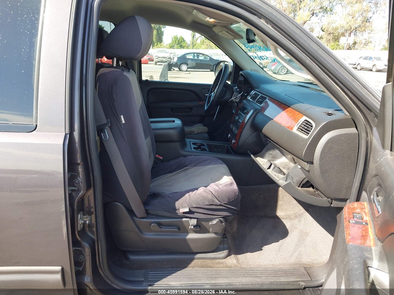 2011 CHEVROLET TAHOE LS · 5/11