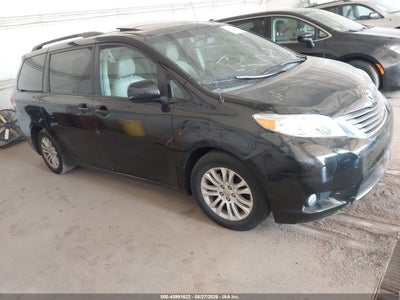5TDYK3DC4BS****** · 2011 TOYOTA SIENNA XLE V6