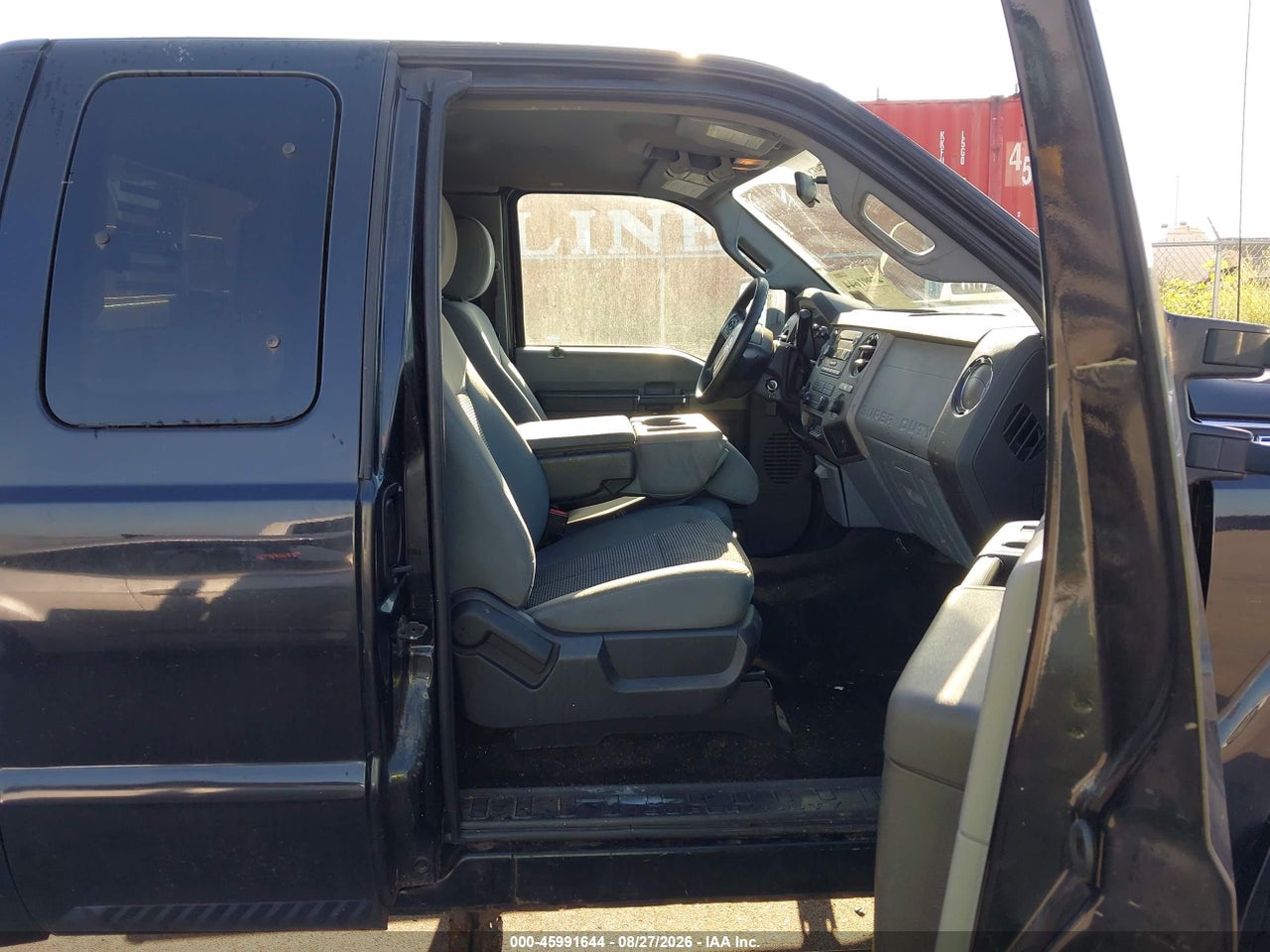 2012 FORD SUPER DUTY F-350 SRW XLT · 5/11