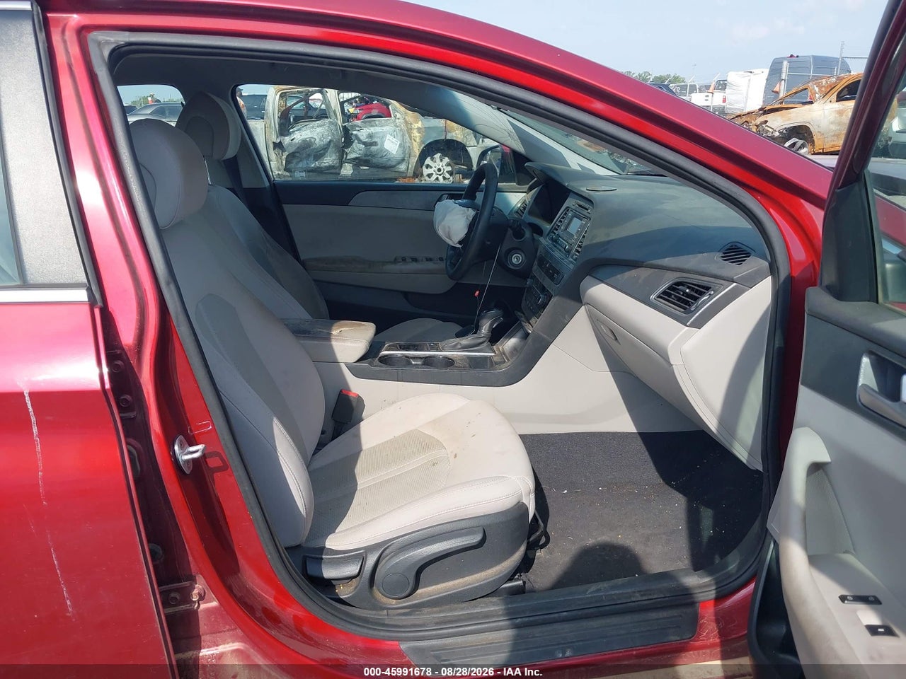 2016 HYUNDAI SONATA   · 5/11