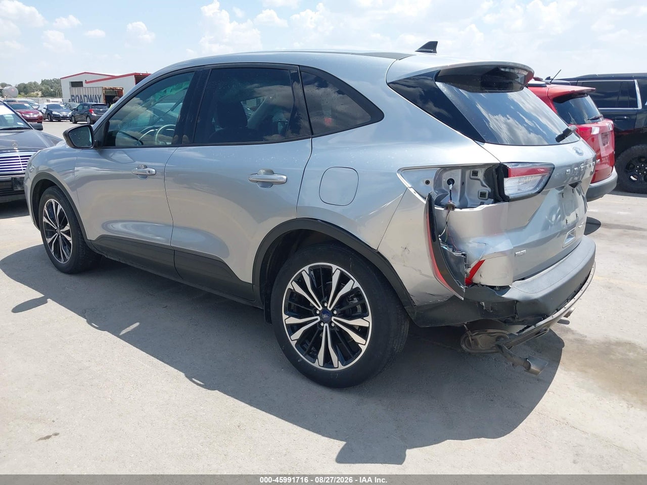 2022 FORD ESCAPE SE · 3/11