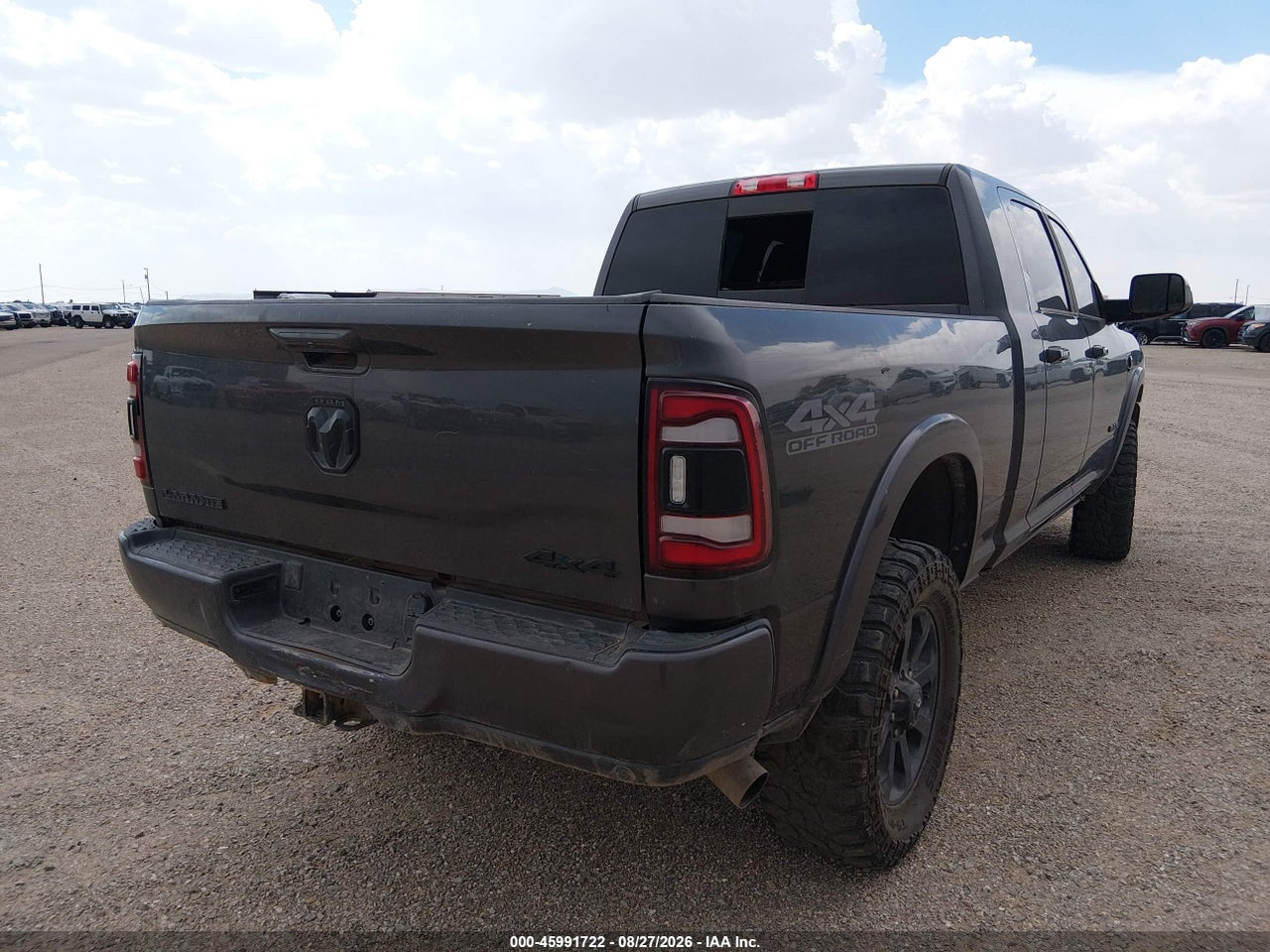 2022 RAM 2500 LARAMIE  4X4 6'4 BOX · 4/10