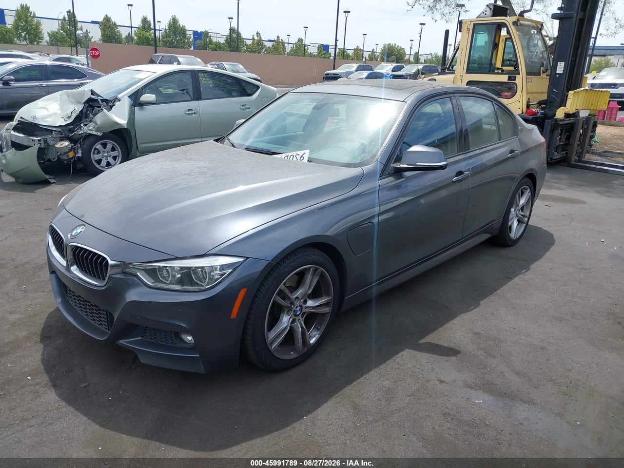 2018 BMW 330E IPERFORMANCE · 2/11