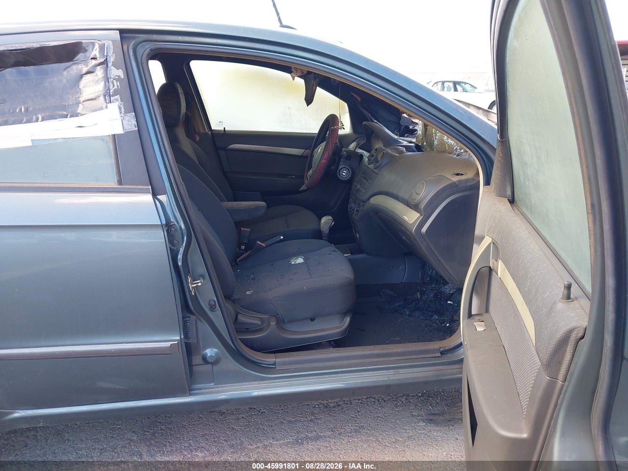 2010 CHEVROLET AVEO LT · 5/10