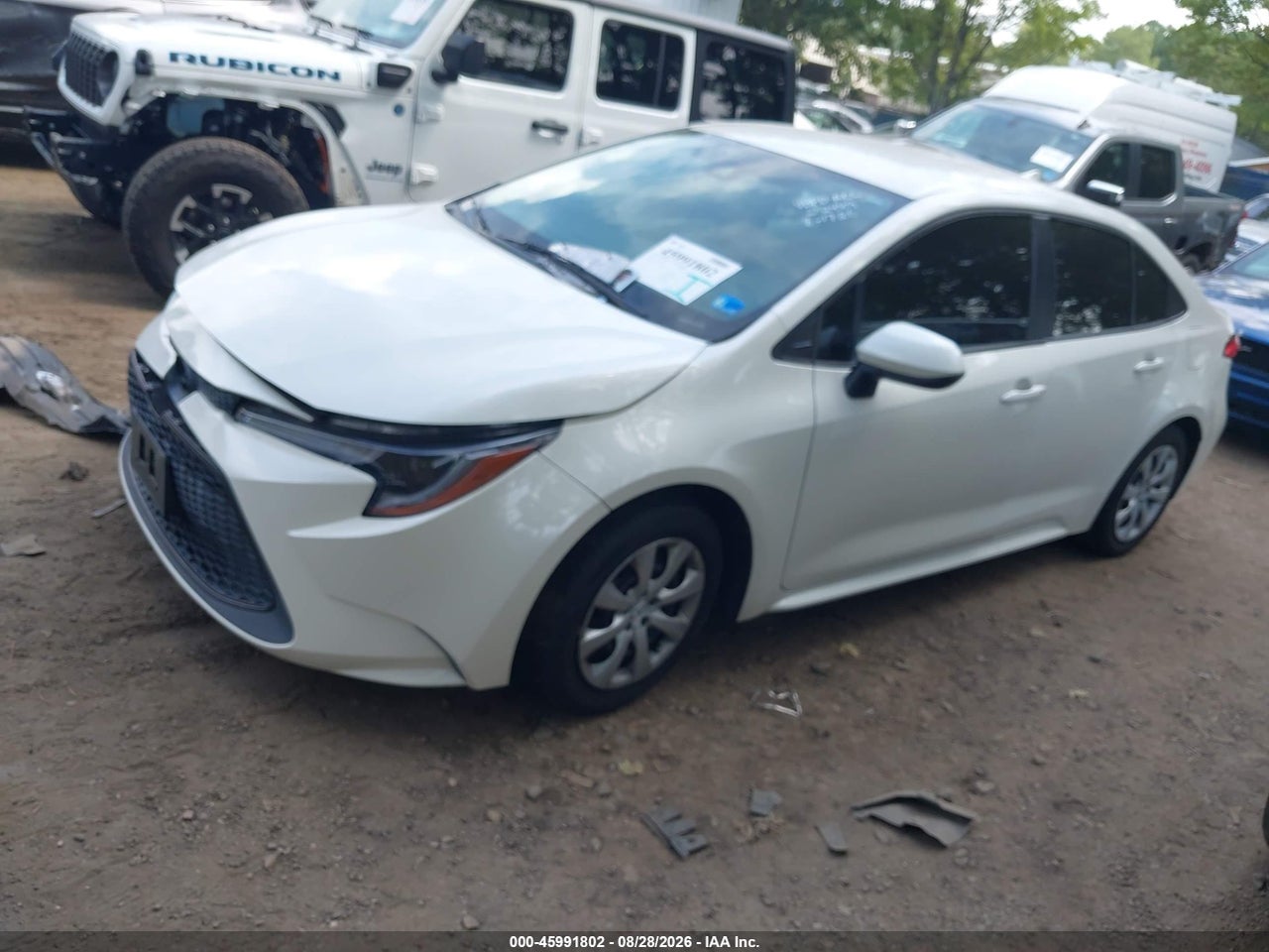 2020 TOYOTA COROLLA LE · 2/10