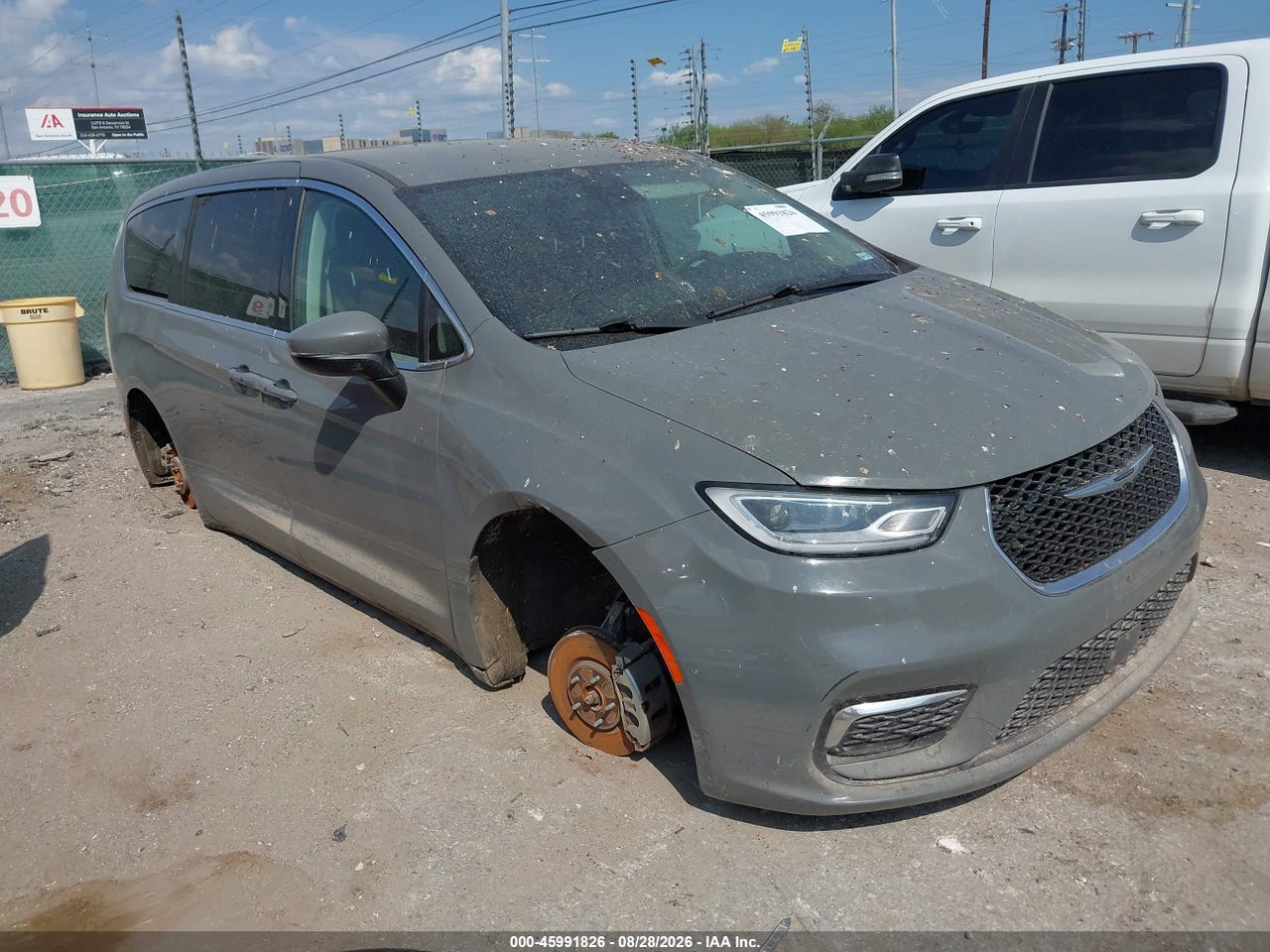 2023 CHRYSLER PACIFICA TOURING L