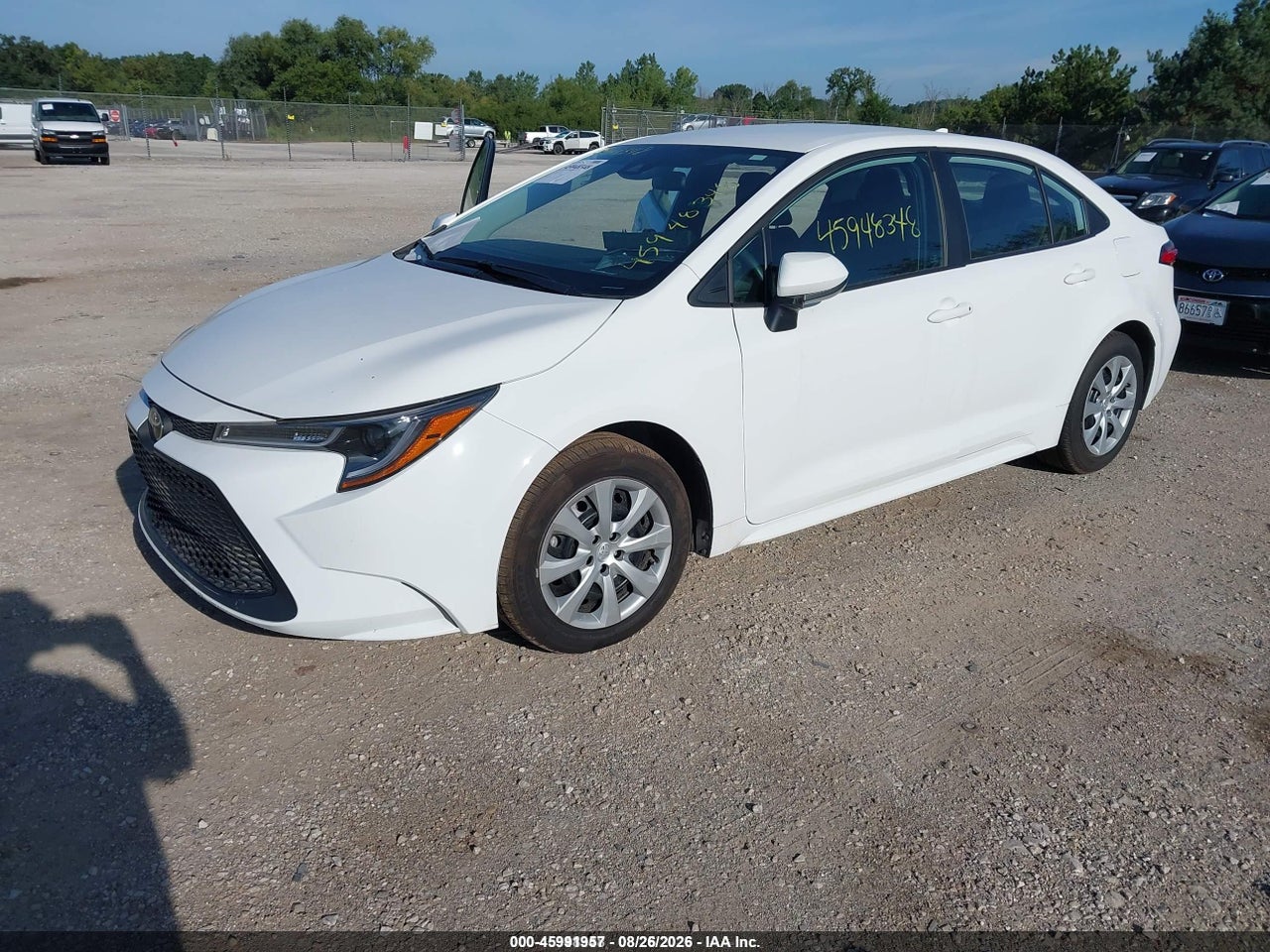 2021 TOYOTA COROLLA LE · 2/10