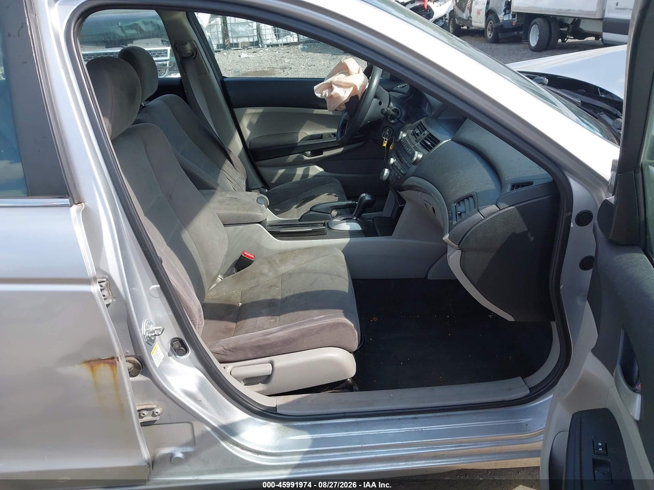 2011 HONDA ACCORD 2.4 LX · 5/11