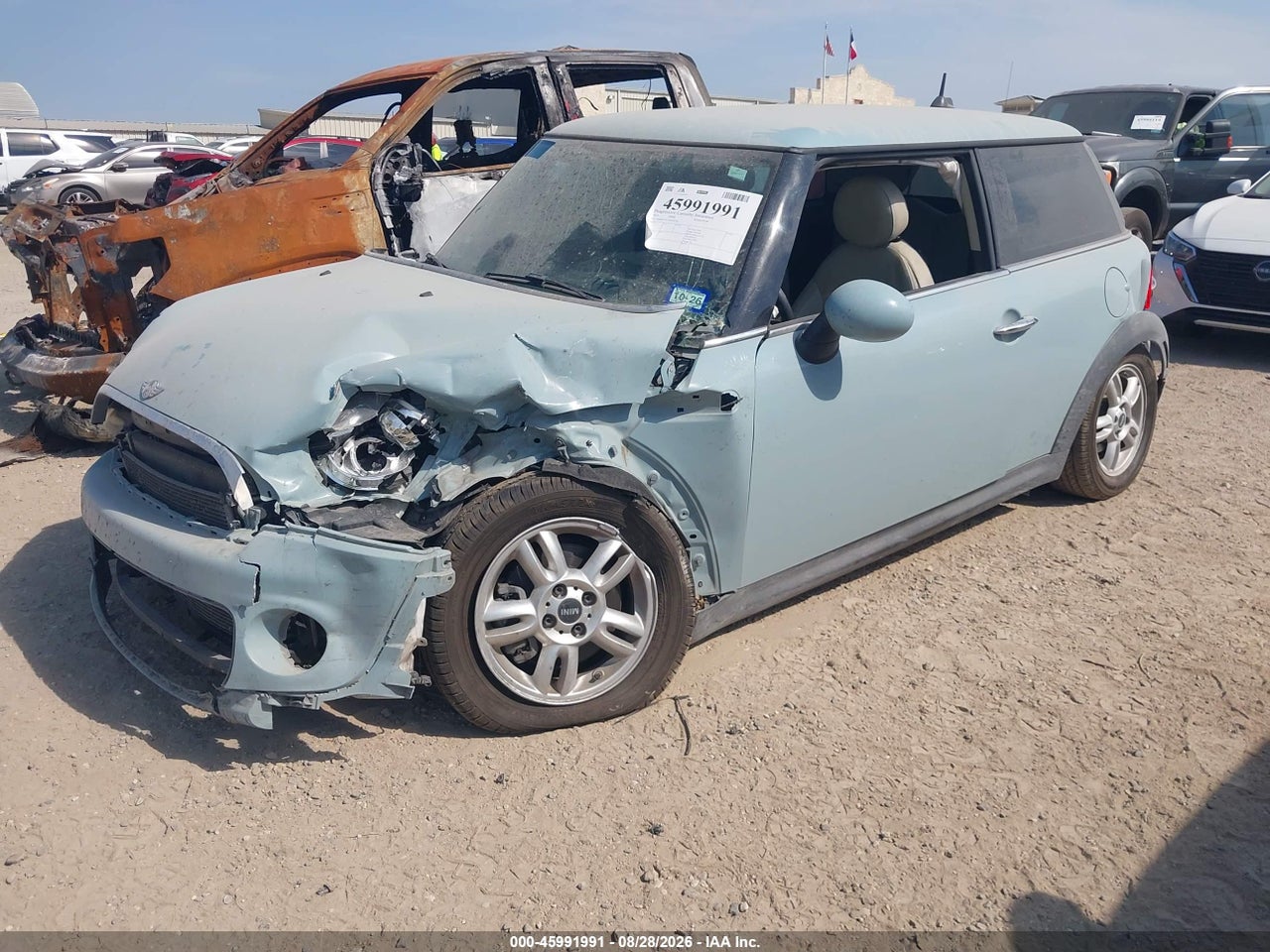 2013 MINI HARDTOP COOPER · 2/10