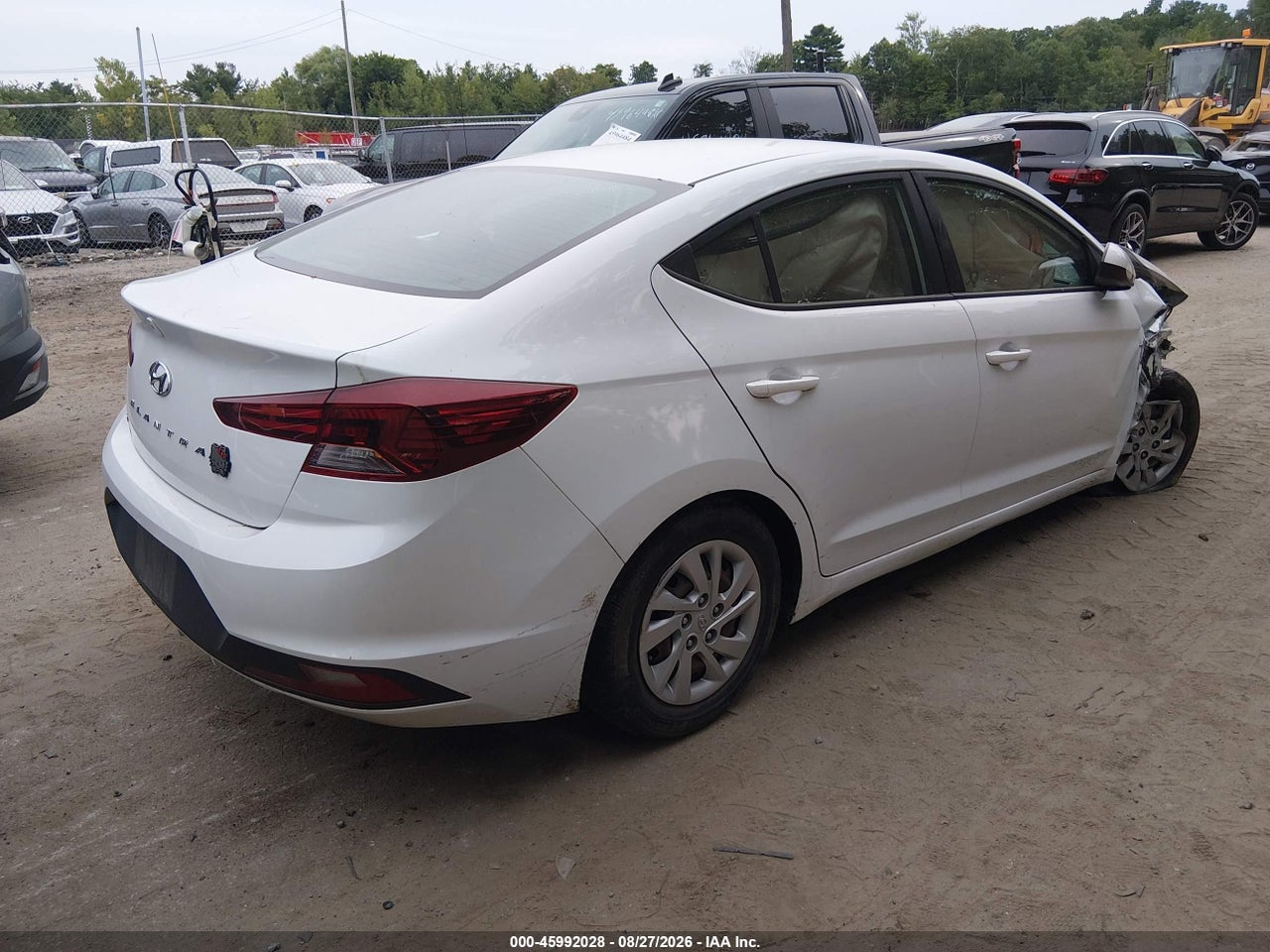2020 HYUNDAI ELANTRA SE · 4/11
