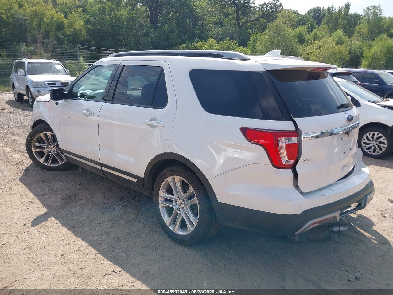 2016 FORD EXPLORER XLT · 3/11