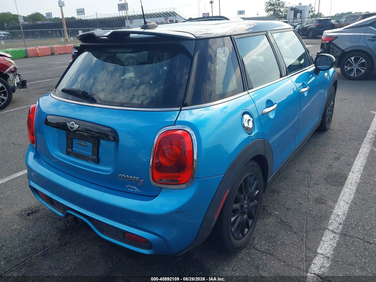 2015 MINI HARDTOP COOPER S · 4/11