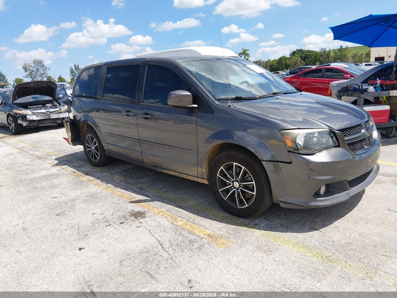 2C4RDGEG4GR****** · 2016 DODGE GRAND CARAVAN R/T