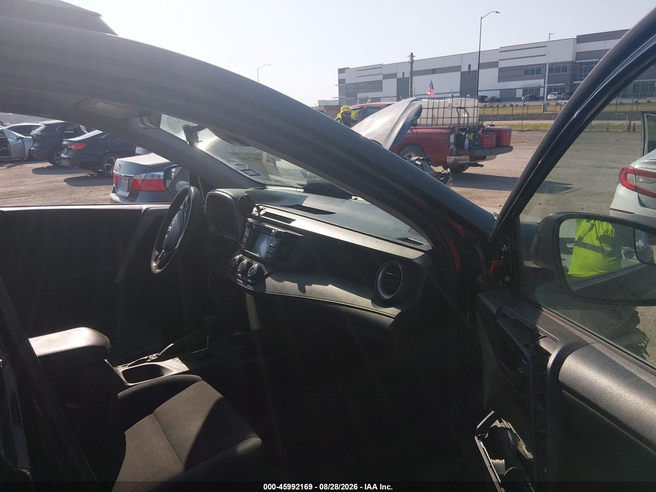 2017 TOYOTA RAV4 LE · 5/10
