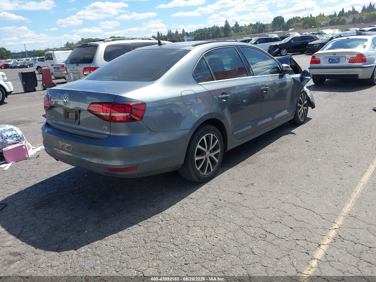 2017 VOLKSWAGEN JETTA 1.4T SE · 4/10