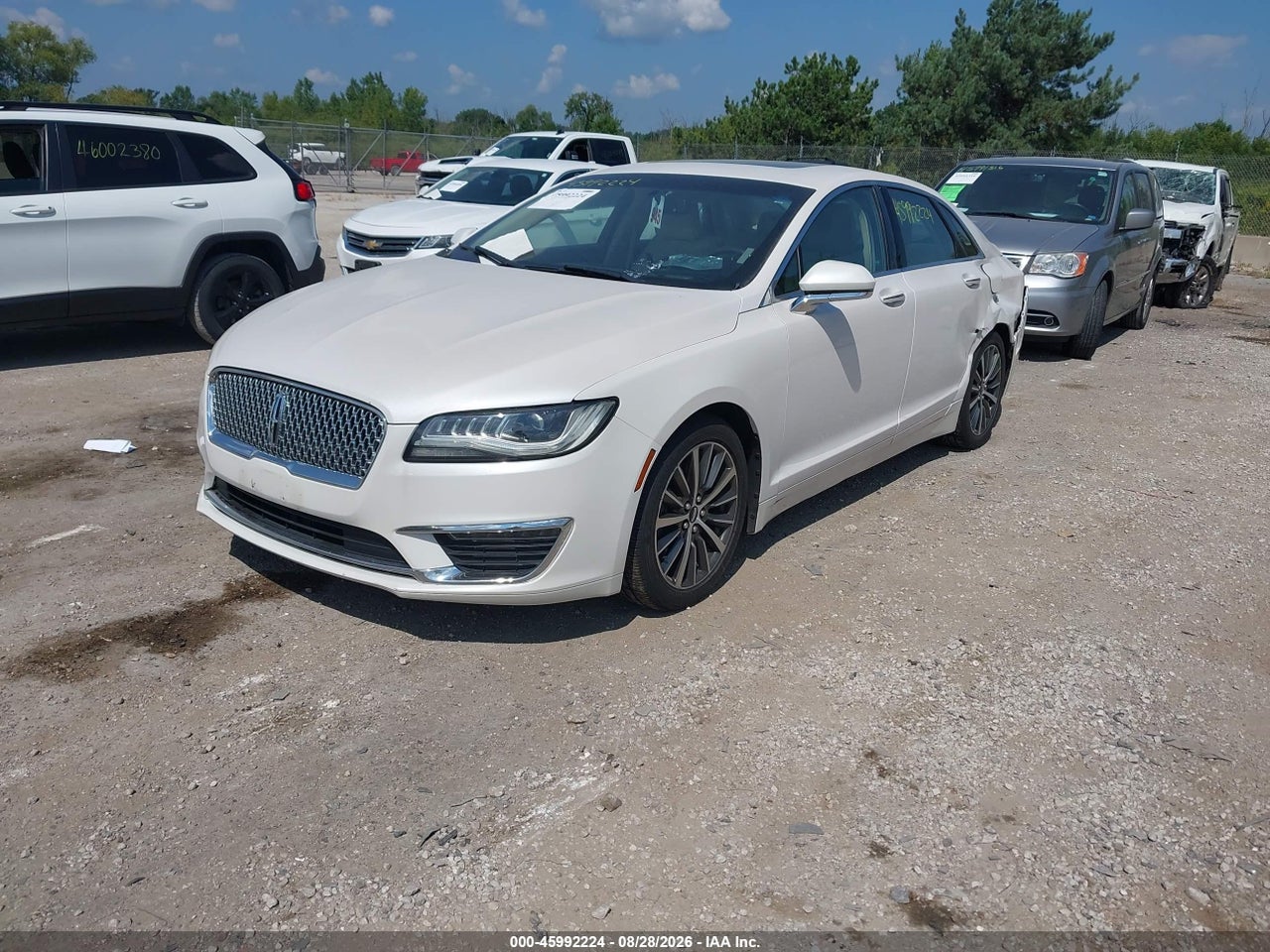 2017 LINCOLN MKZ SELECT · 2/11