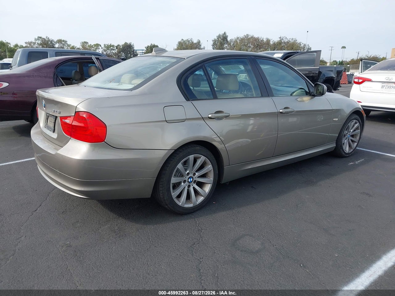 2011 BMW 328I · 4/11