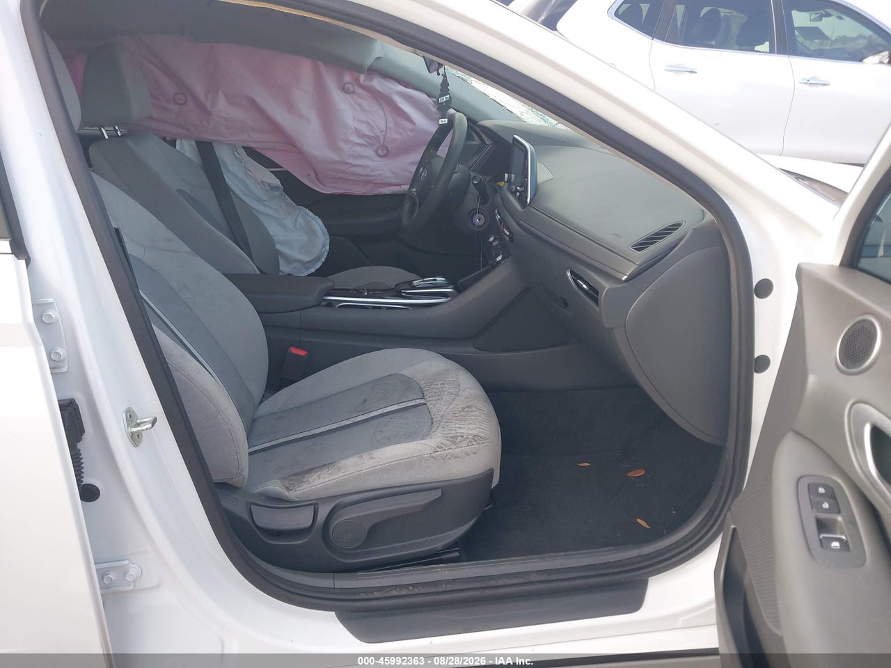 2022 HYUNDAI SONATA SE · 5/10