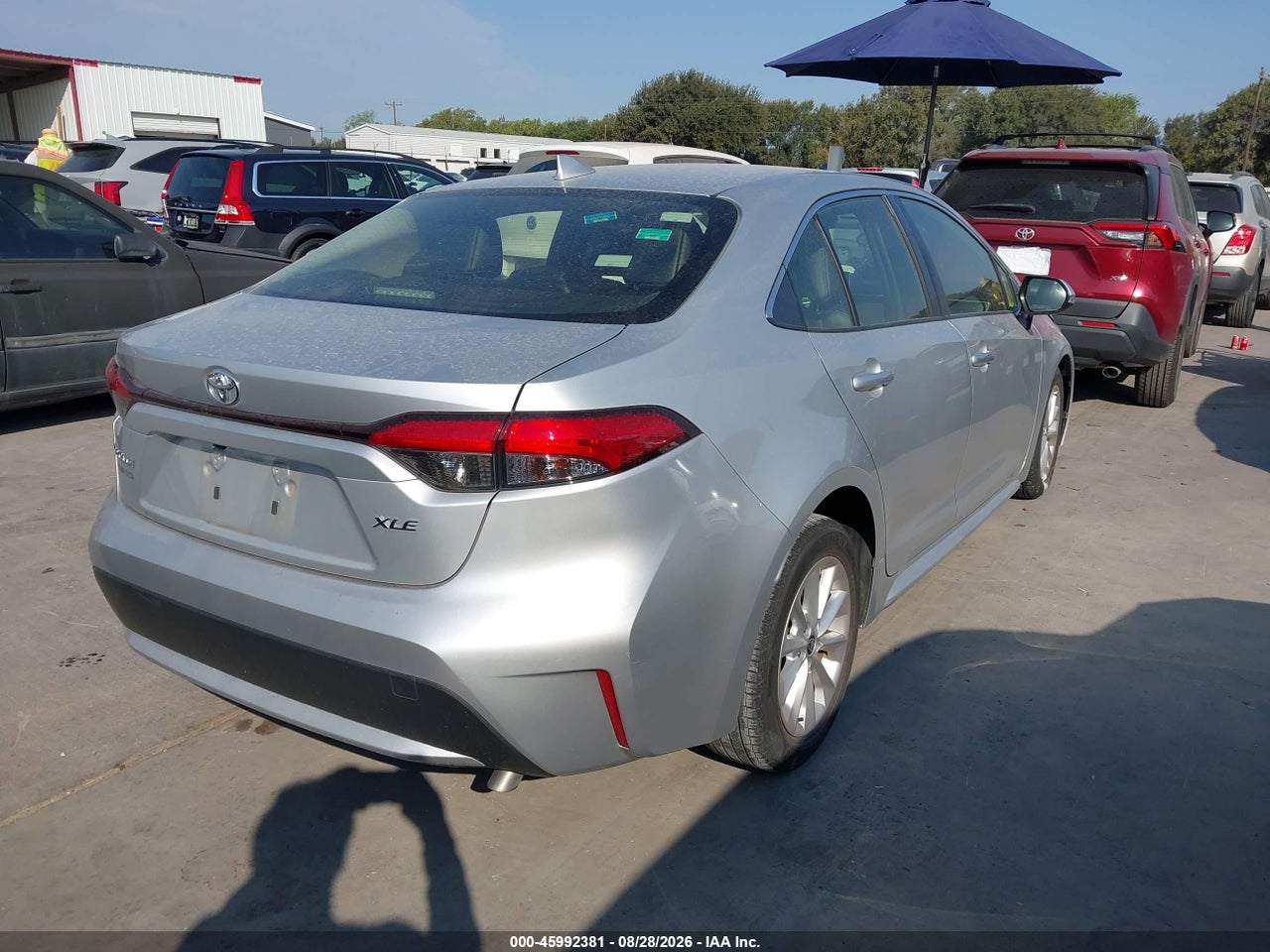 2021 TOYOTA COROLLA XLE · 4/11