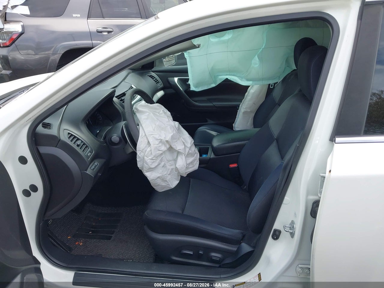 2016 NISSAN ALTIMA 2.5 SR · 5/11