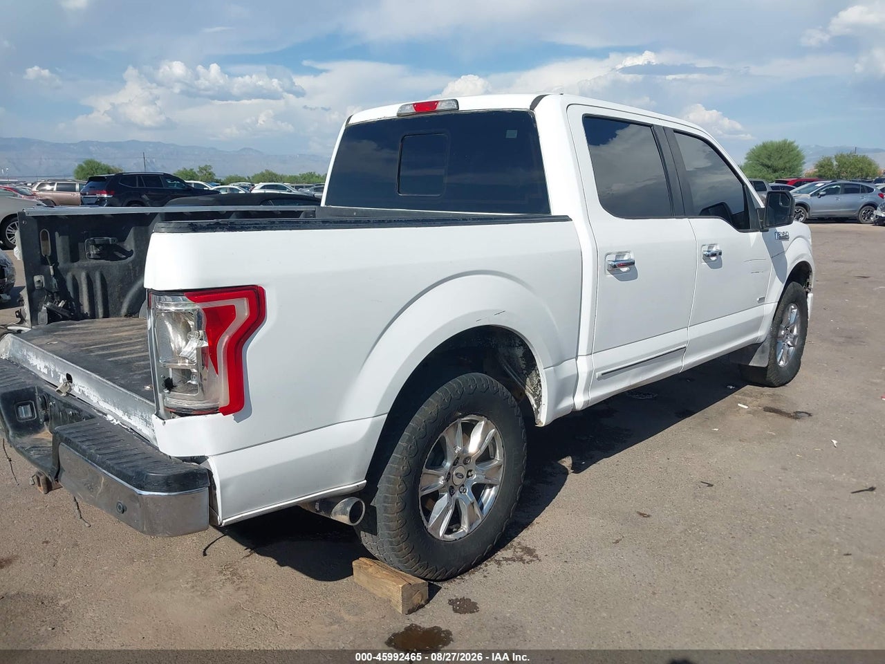 2016 FORD F-150 XLT · 4/10
