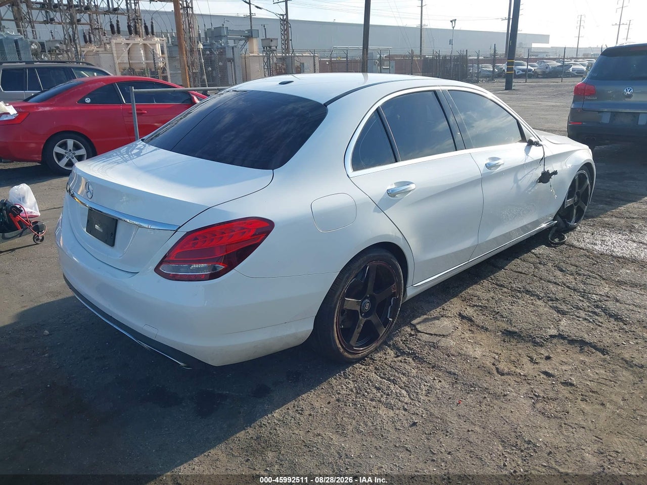 2017 MERCEDES-BENZ C 300 · 4/11