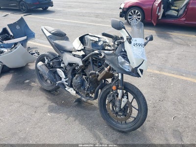 2024 YAMAHA YZFR3 A