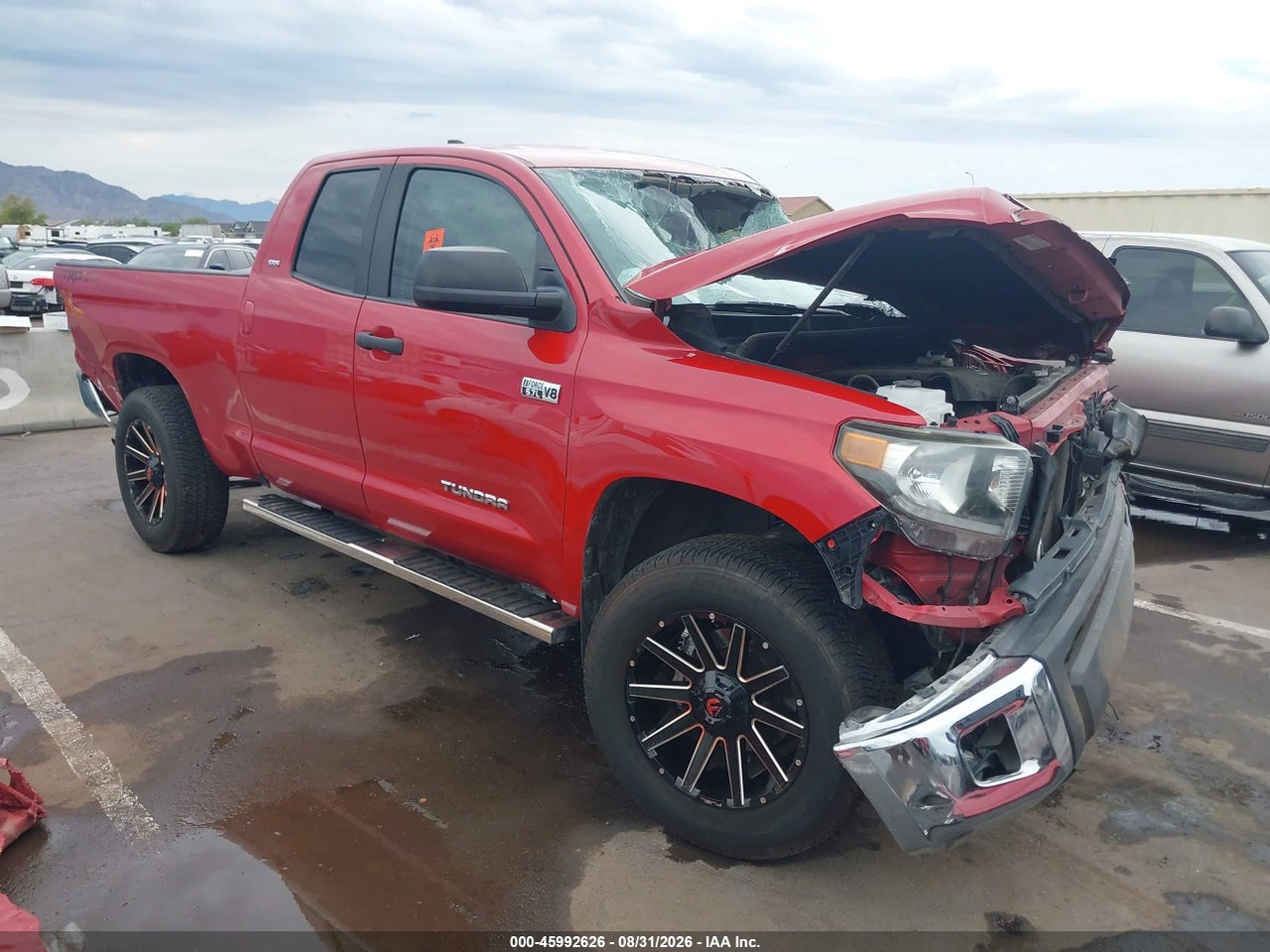 2020 TOYOTA TUNDRA SR5